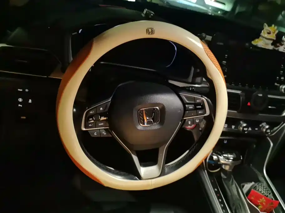 Honda Accord — фото 15