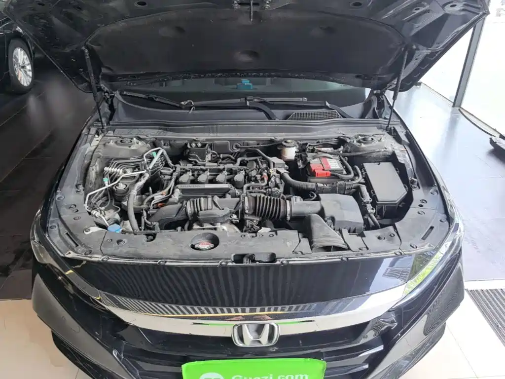Honda Accord — фото 20