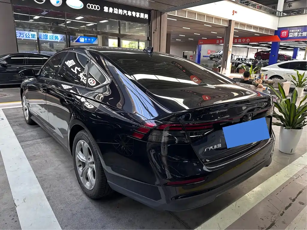 Honda Accord — фото 14