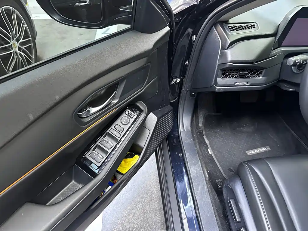 Honda Accord — фото 4