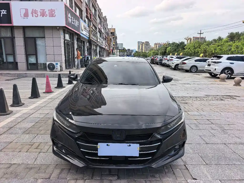 Honda Accord — фото 2