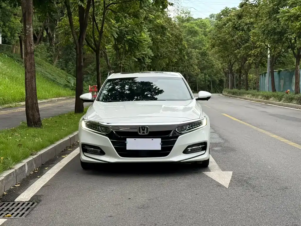 Honda Accord — фото 2