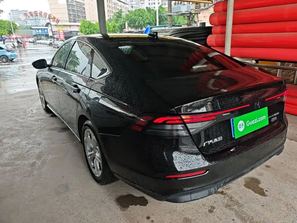 Honda Accord — фото 5