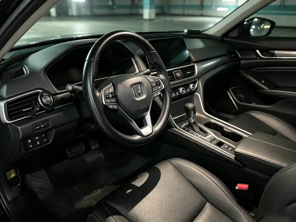 Honda Accord — фото 6