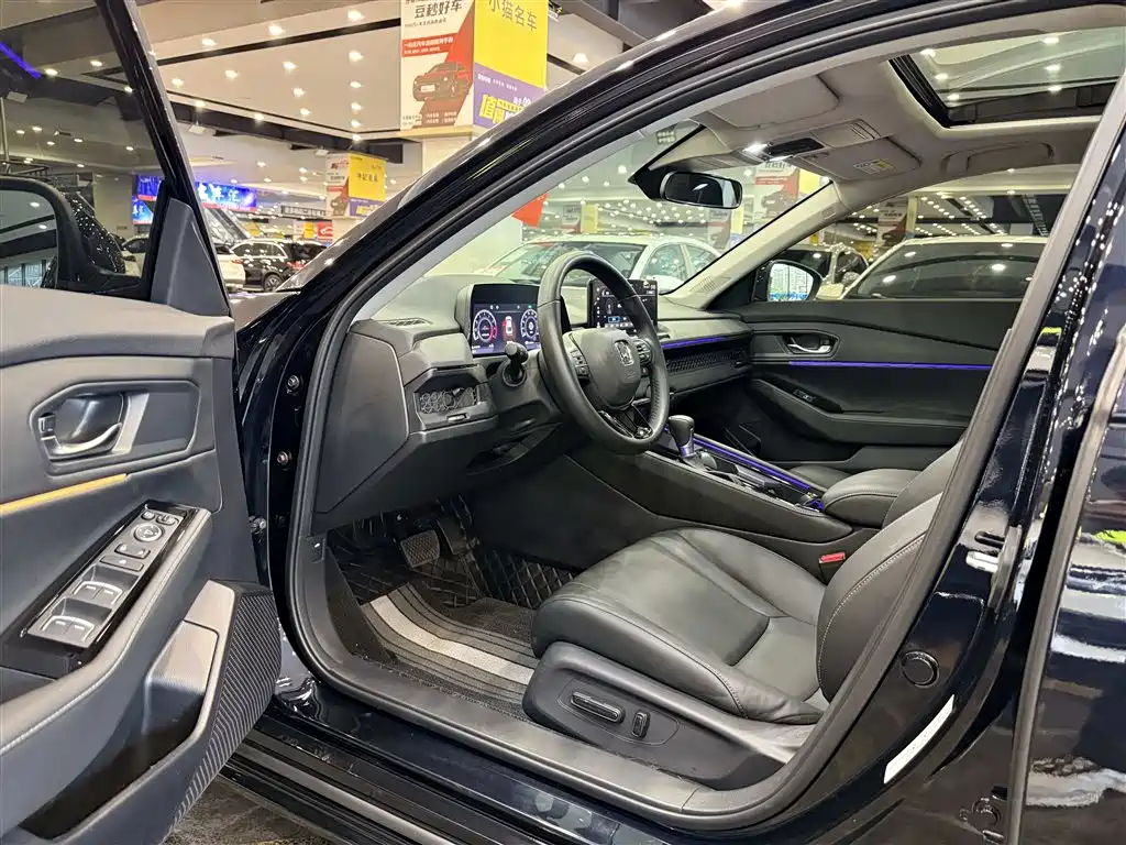 Honda Accord — фото 4