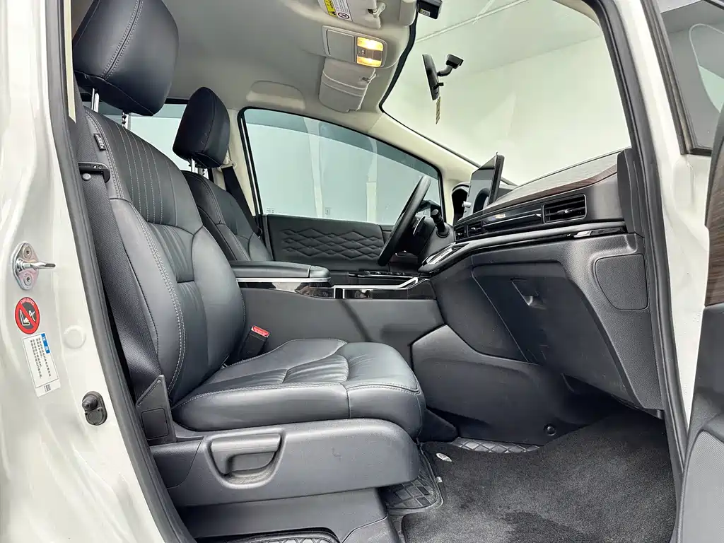 Honda Odyssey — фото 11
