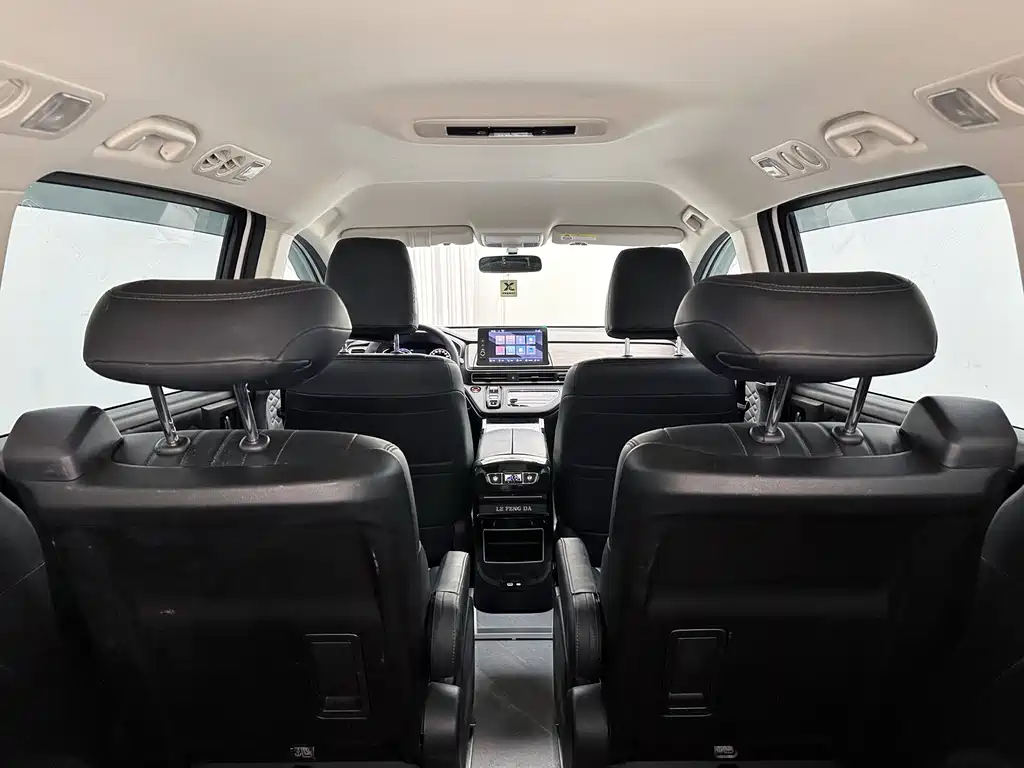 Honda Odyssey — фото 14