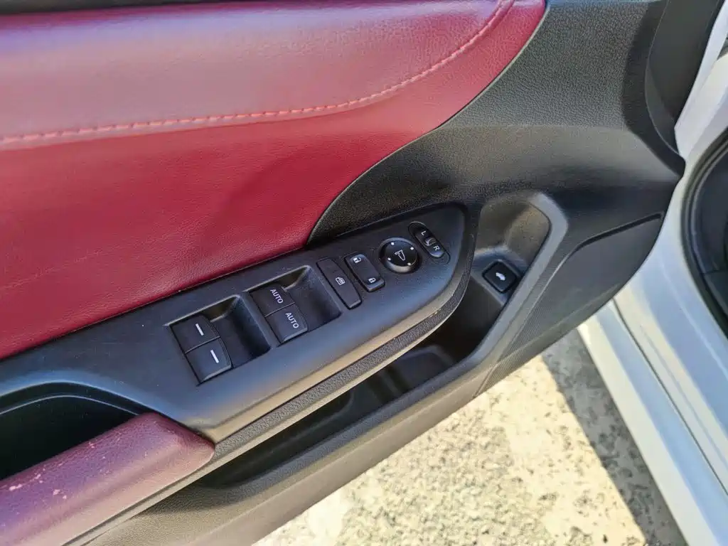 Honda Civic — фото 15