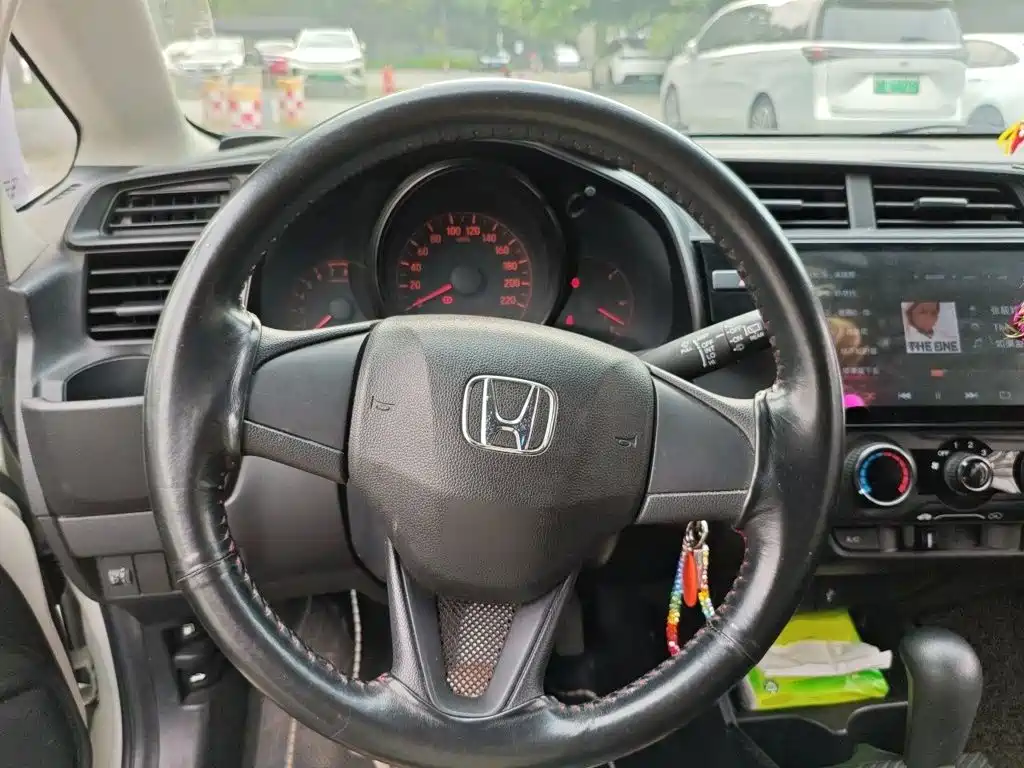 Honda Fit — фото 3