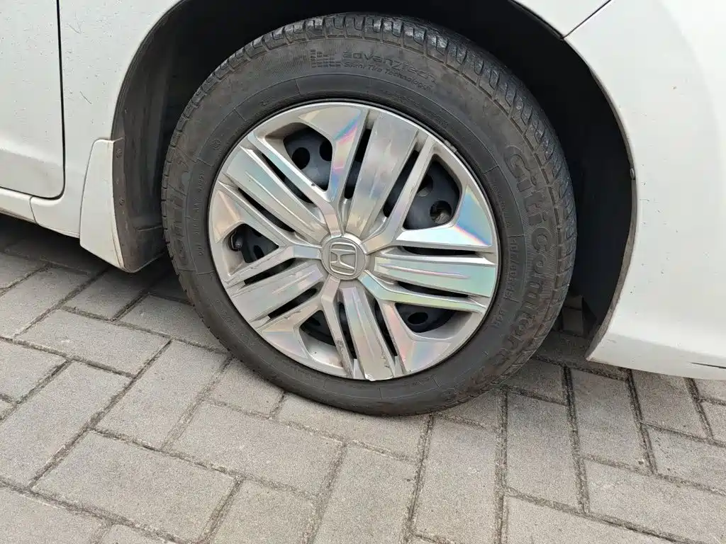 Honda Fit — фото 22