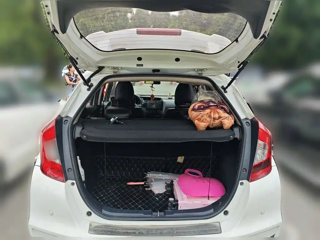 Honda Fit — фото 10