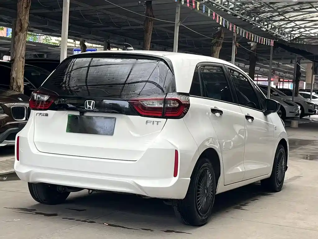 Honda Fit — фото 6