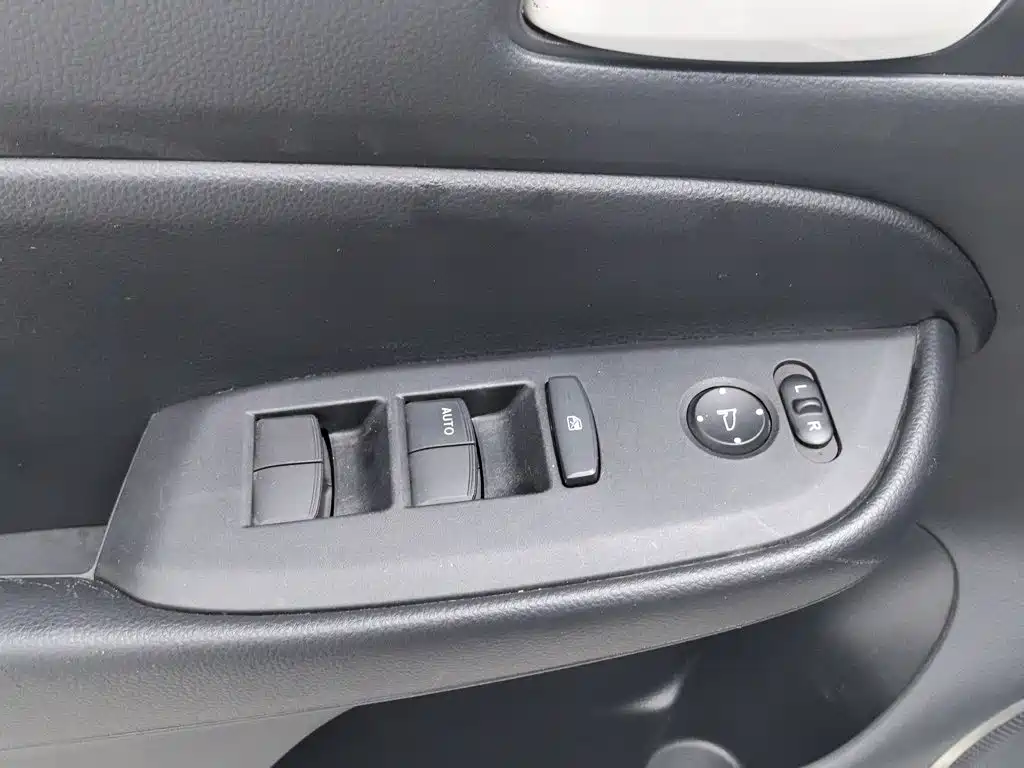 Honda Fit — фото 9