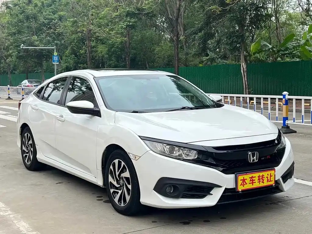 Honda Civic — фото 3