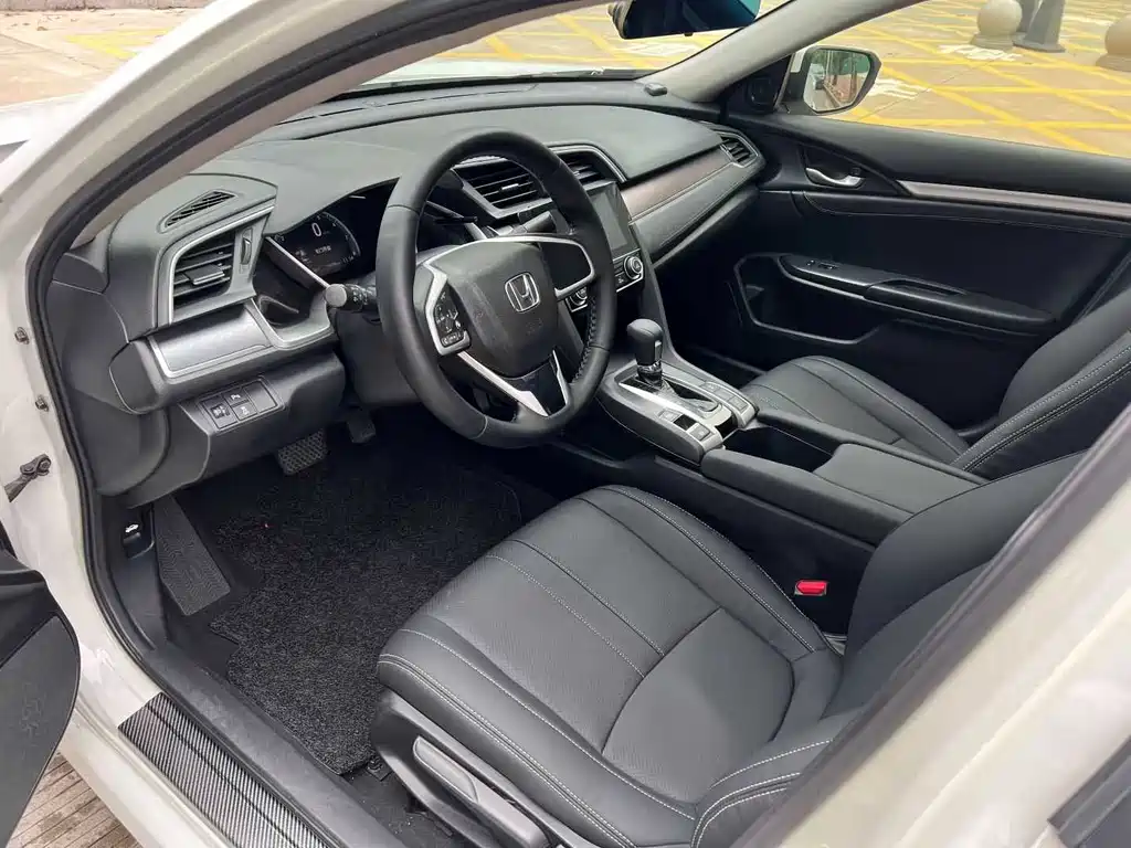 Honda Civic — фото 4