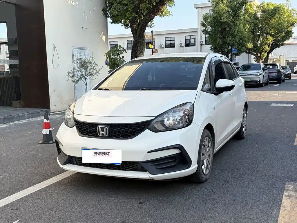 Honda Fit — фото 3