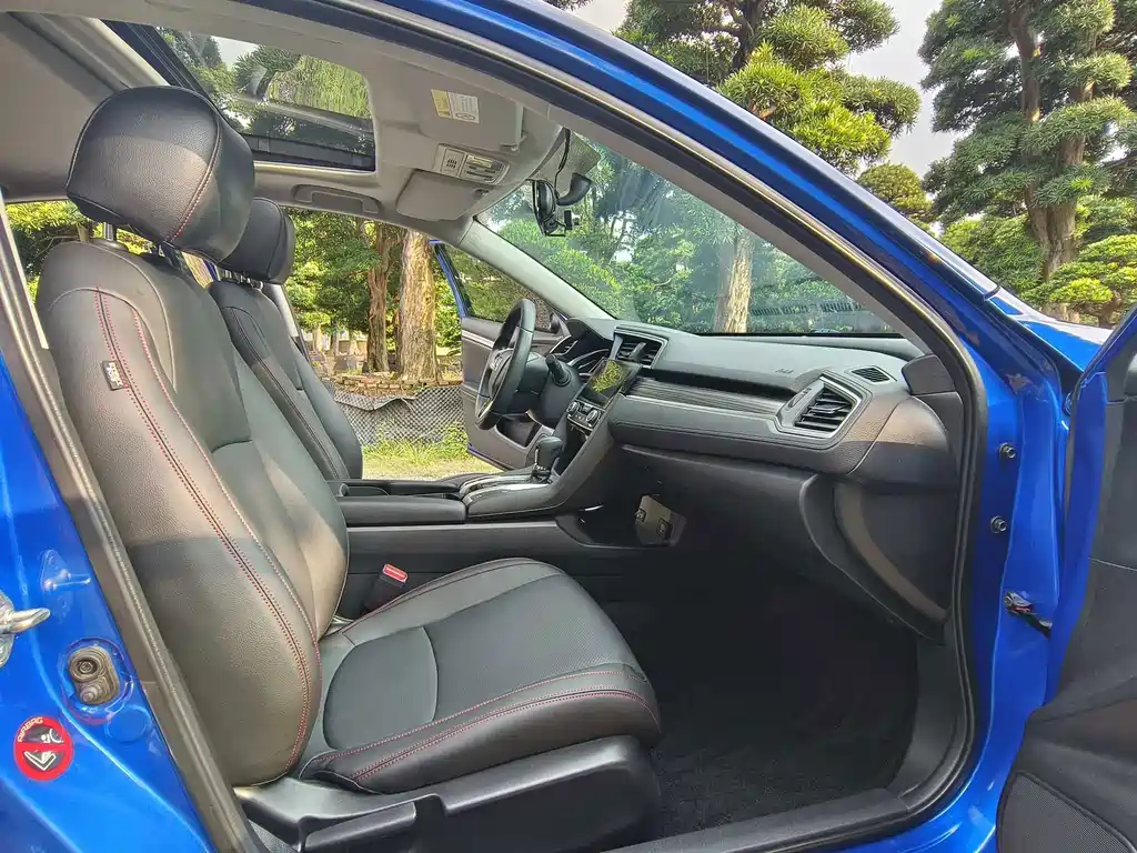 Honda Civic — фото 9