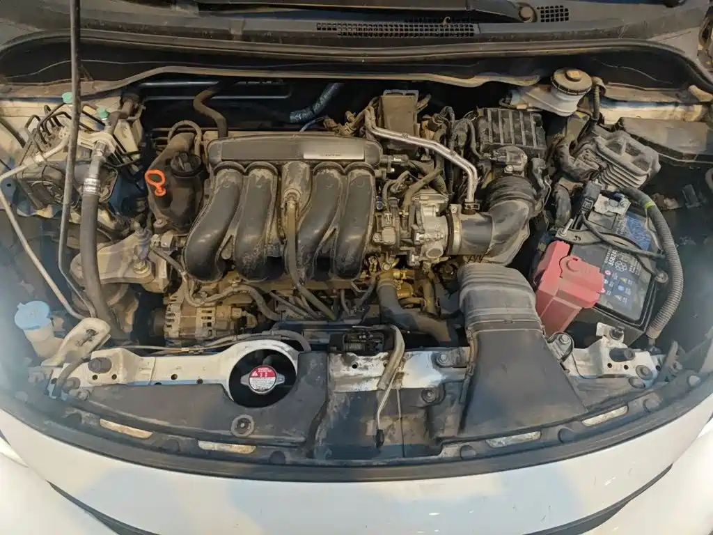 Honda Fit — фото 17