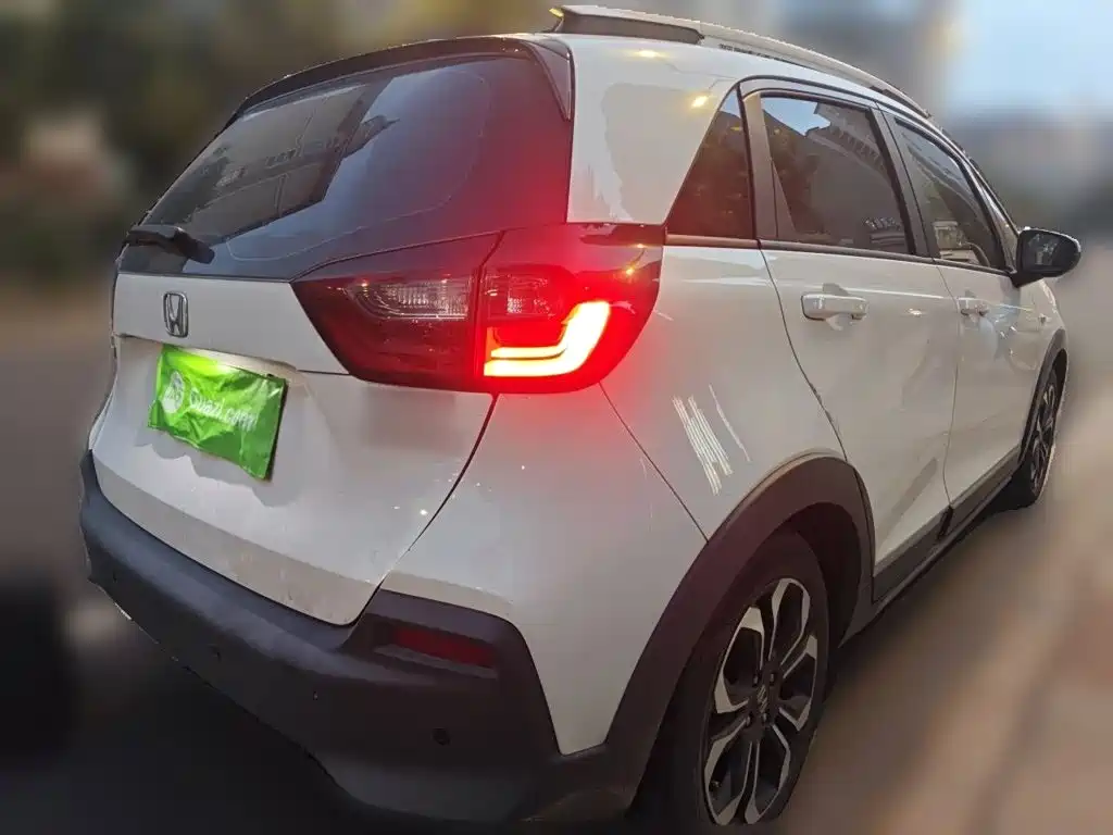 Honda Fit — фото 5