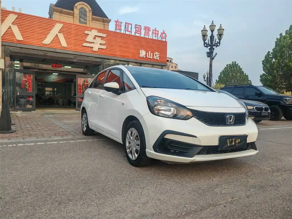 Honda Fit — фото 3