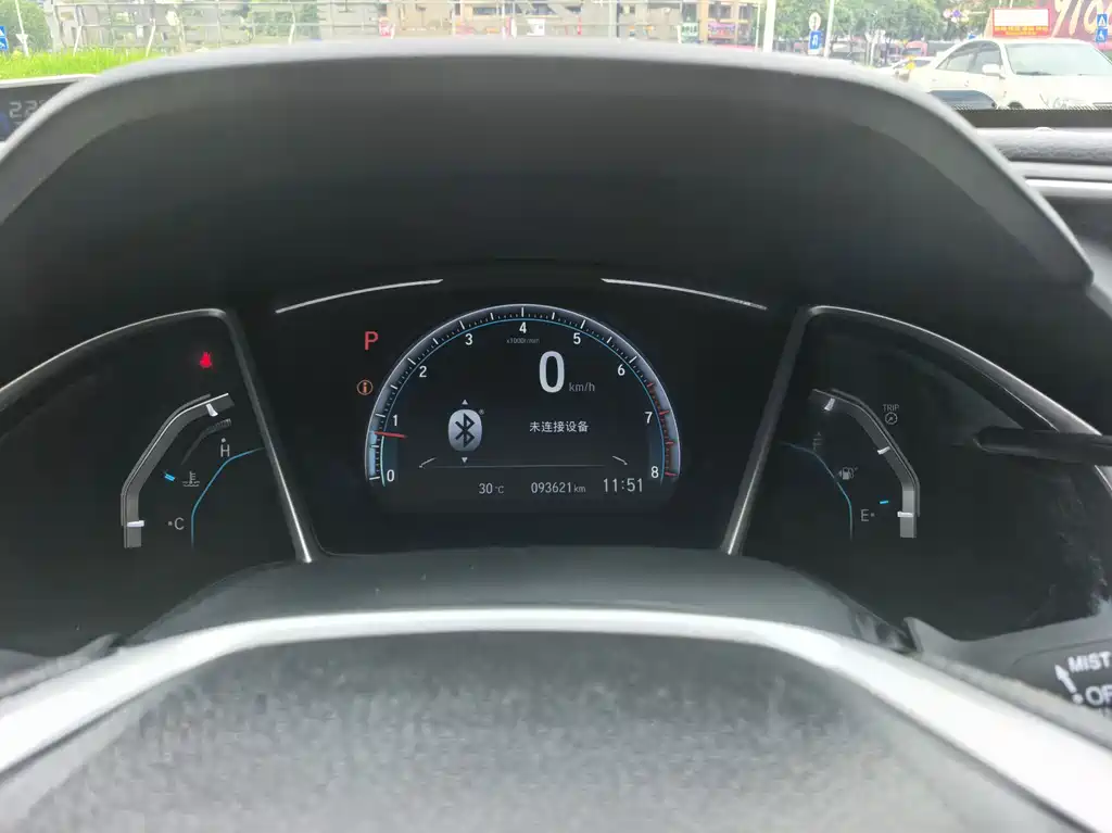Honda Civic — фото 17
