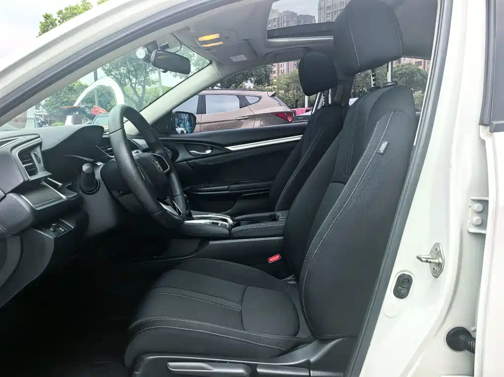 Honda Civic — фото 5