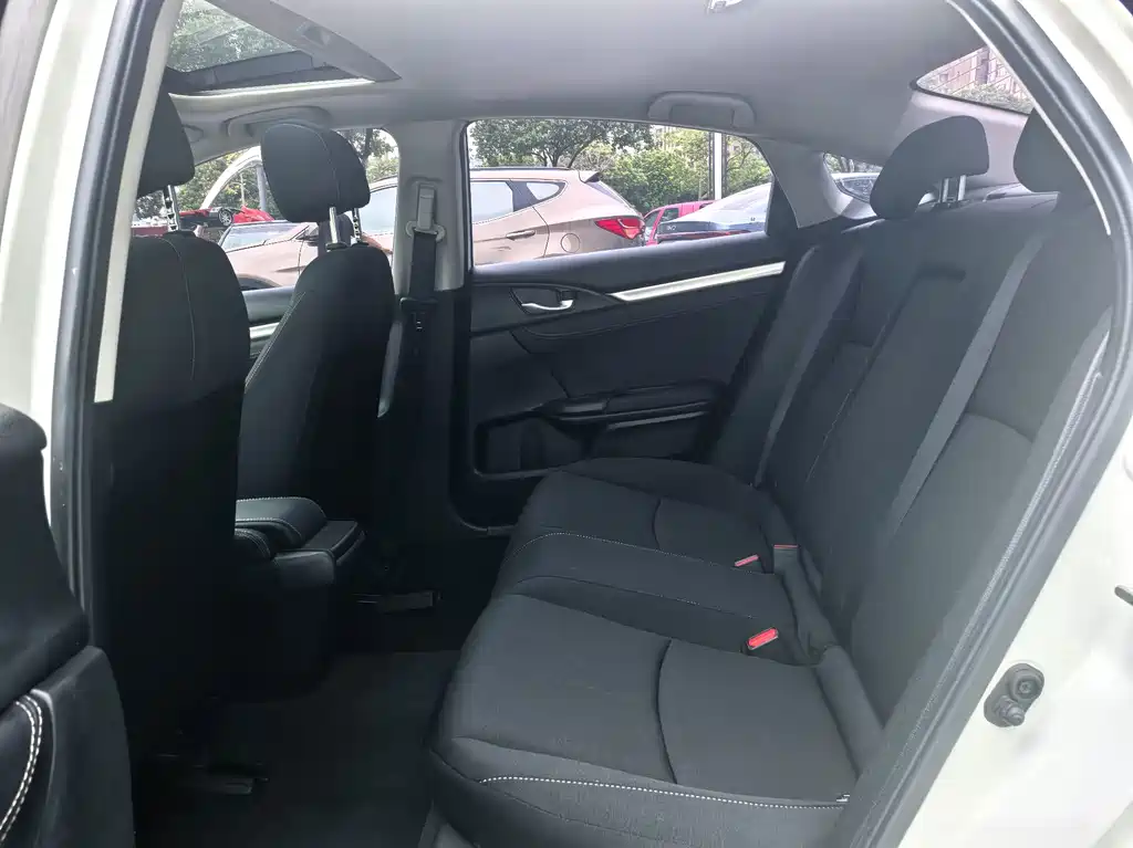 Honda Civic — фото 6