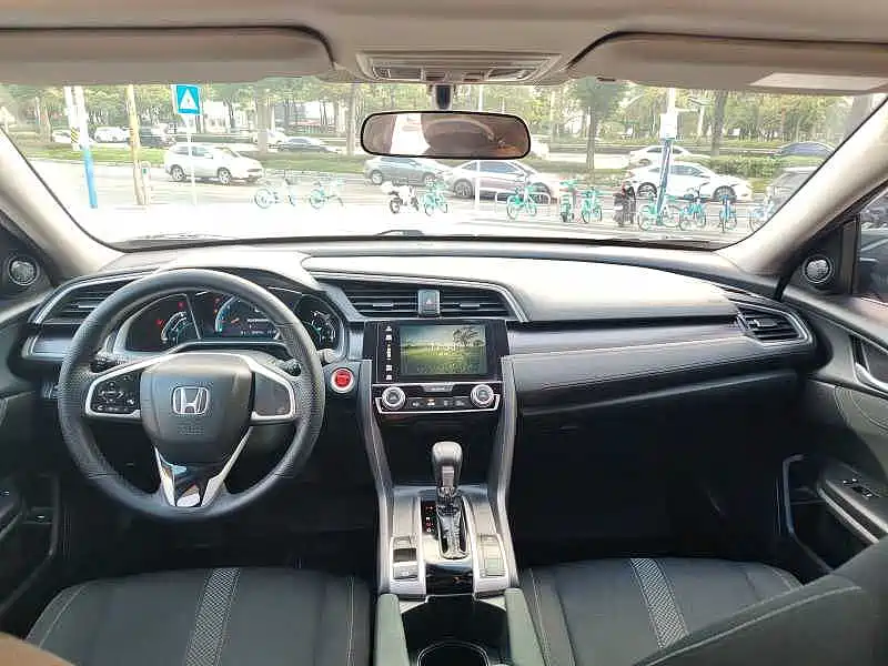 Honda Civic — фото 6