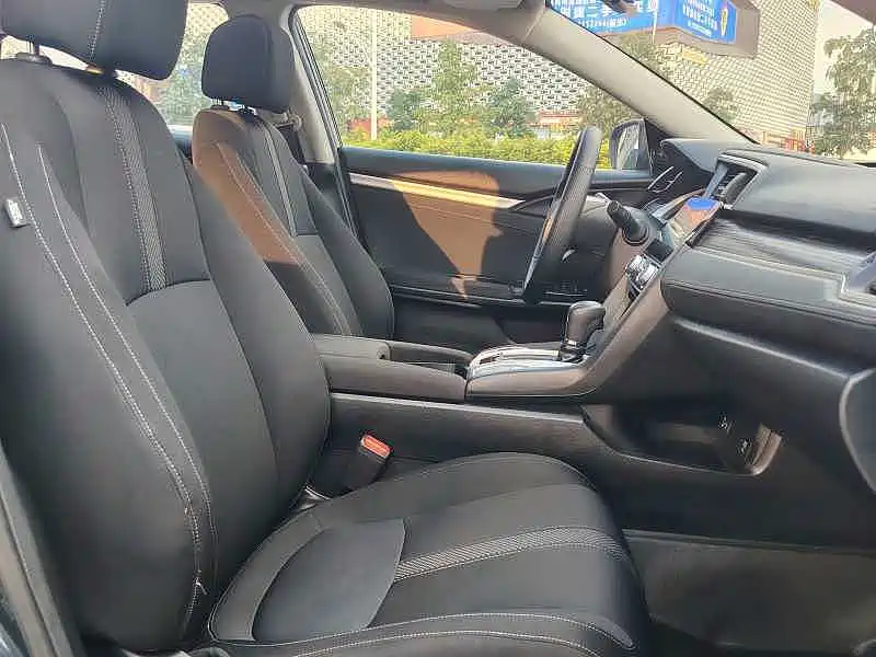 Honda Civic — фото 7