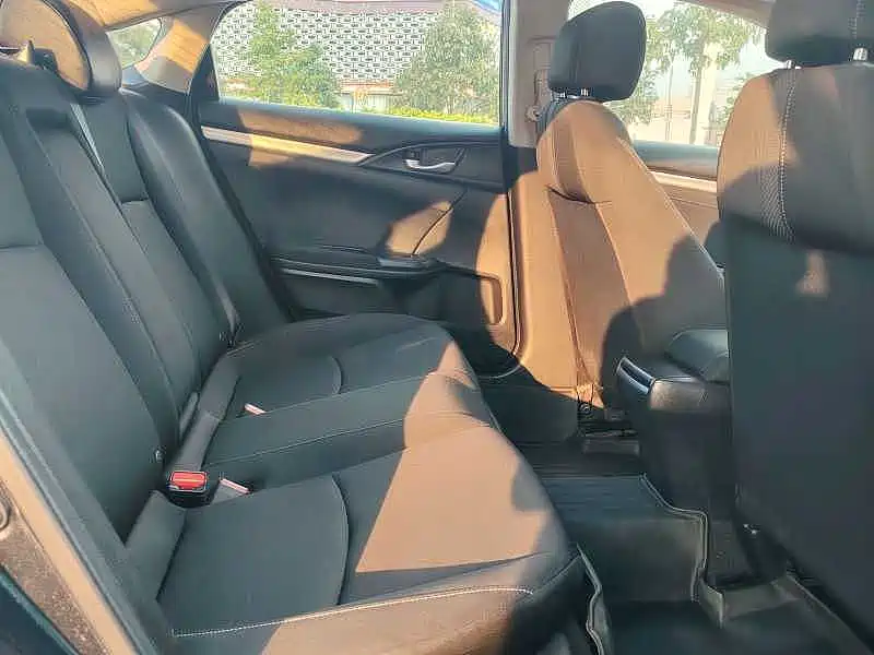 Honda Civic — фото 8