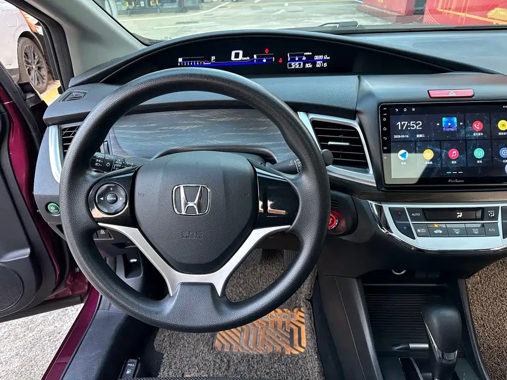Honda Jade — фото 10