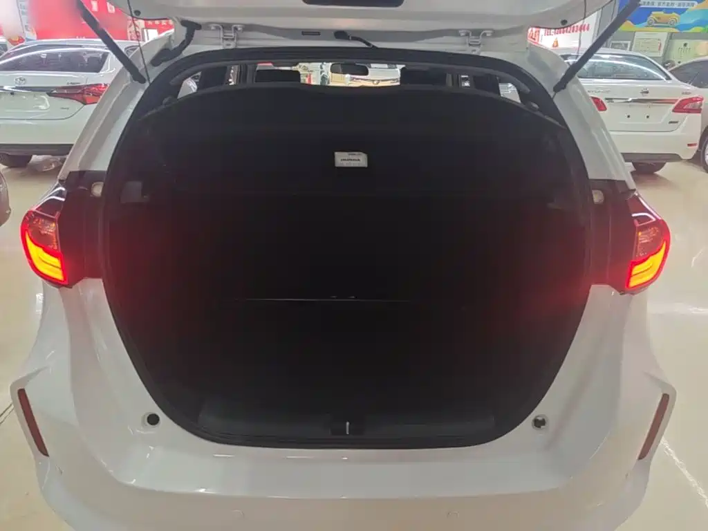 Honda Fit — фото 19