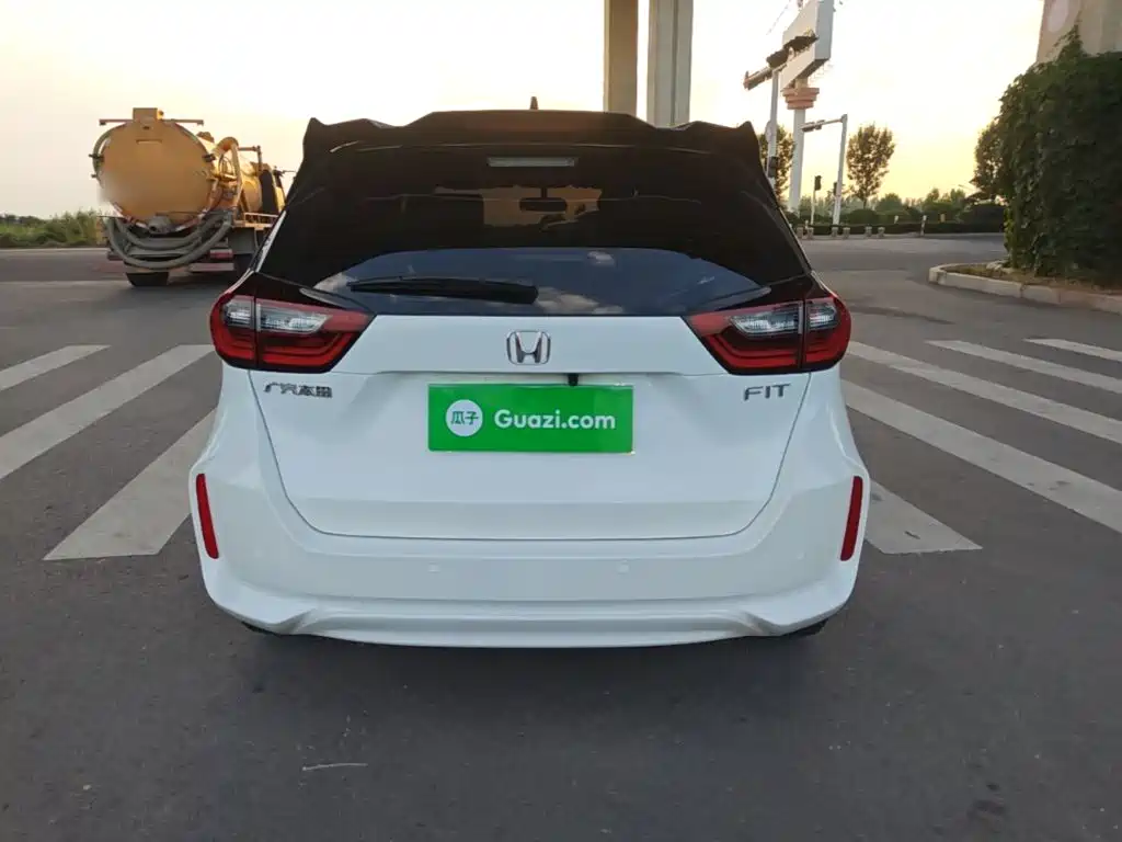 Honda Fit — фото 6