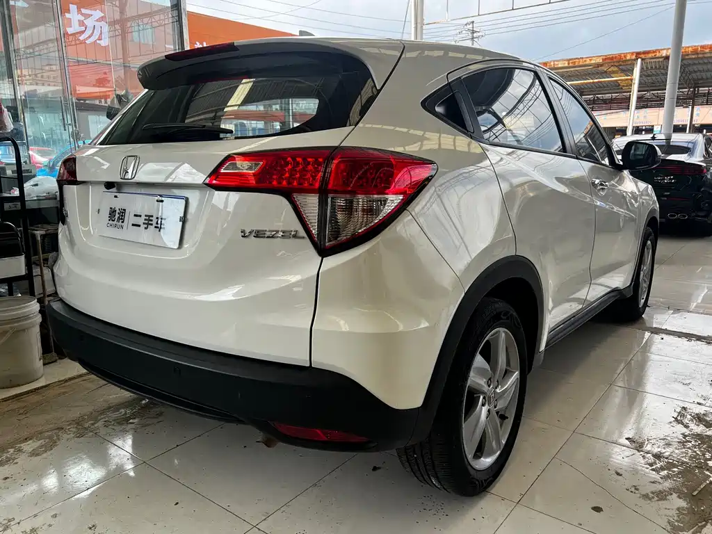Honda Vezel — фото 10