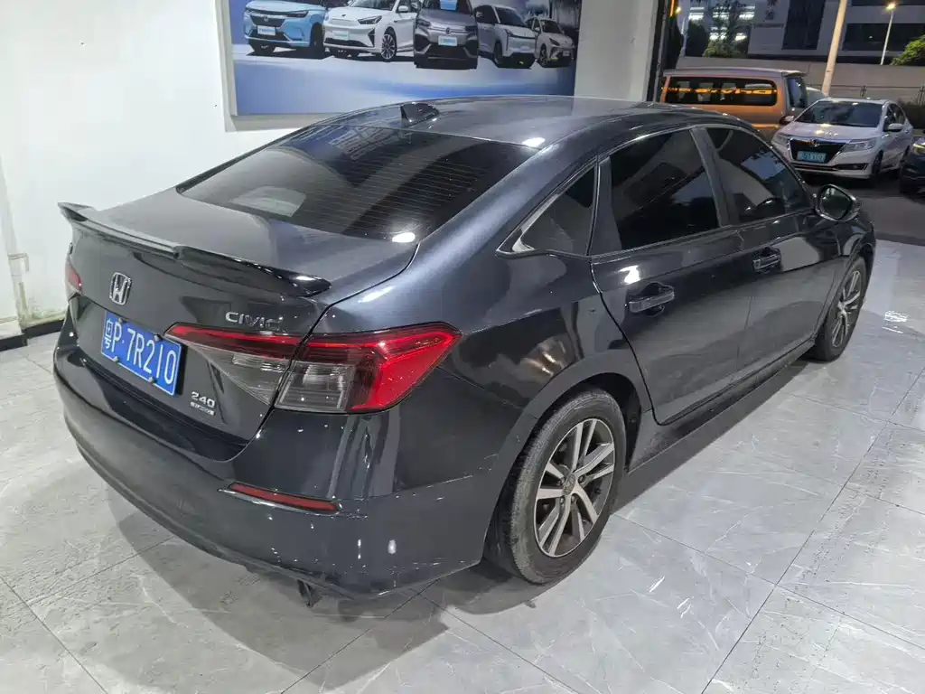 Honda Civic — фото 3