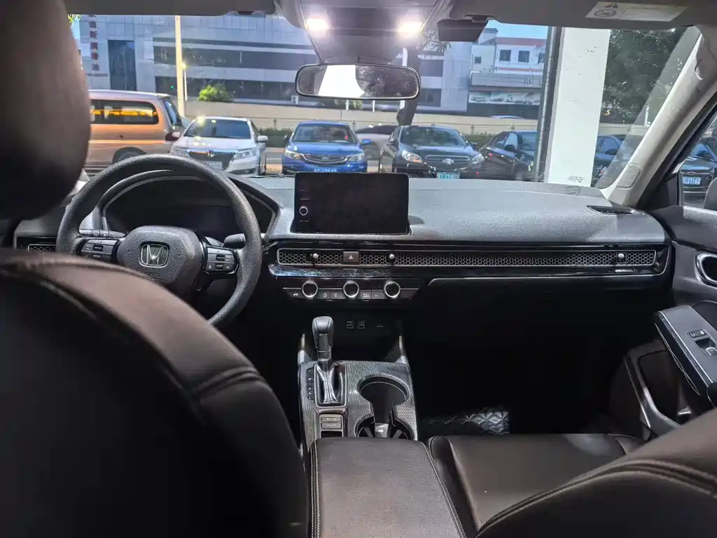 Honda Civic — фото 7