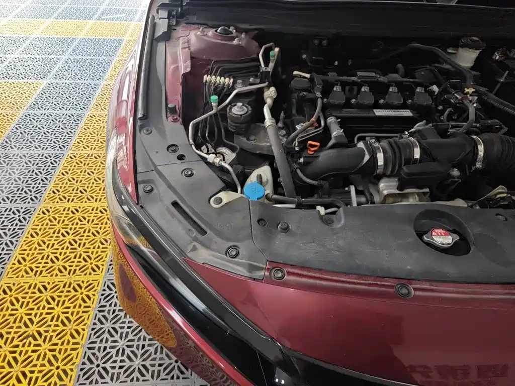 Honda Accord — фото 20
