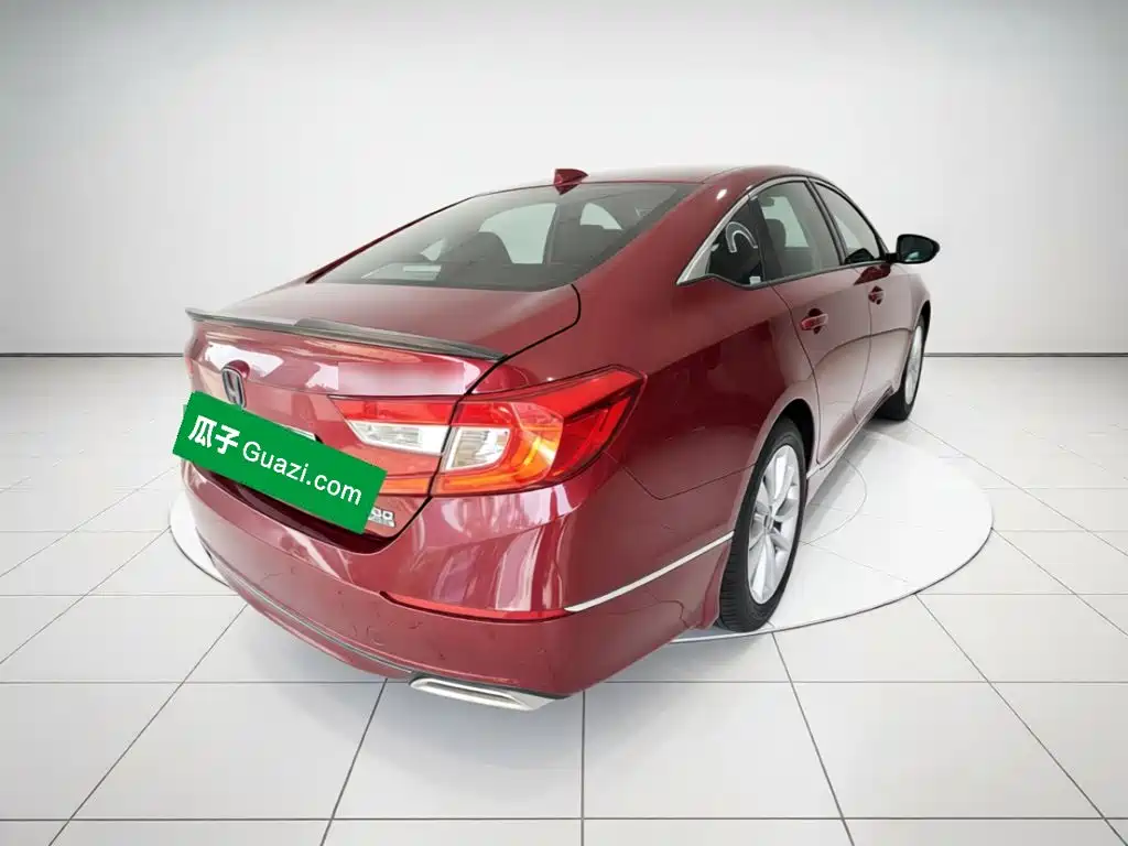 Honda Accord — фото 4