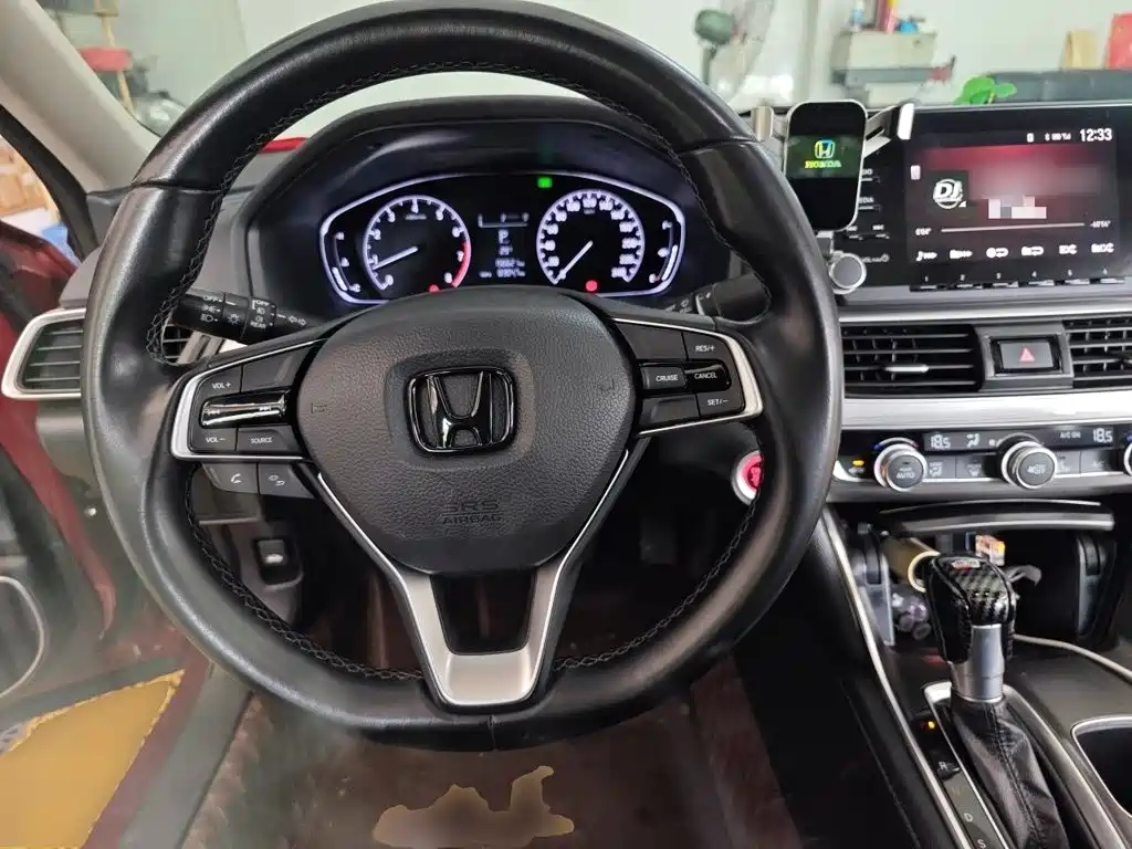 Honda Accord — фото 6