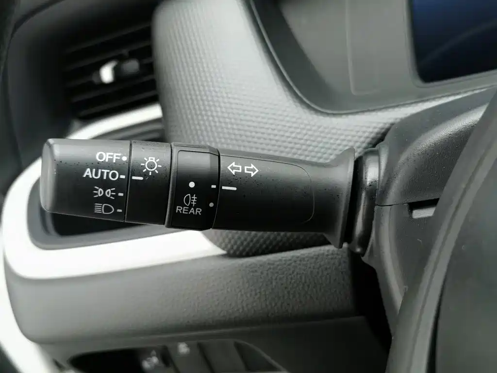 Honda Fit — фото 21