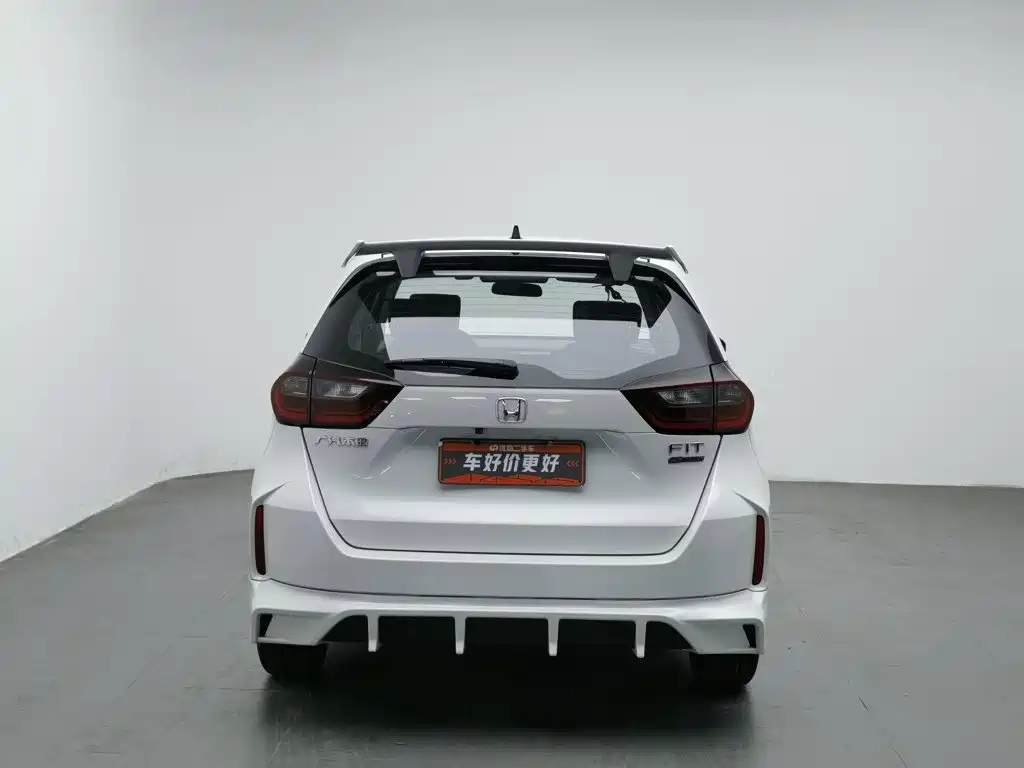 Honda Fit — фото 4