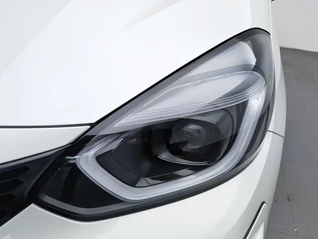 Honda Fit — фото 7