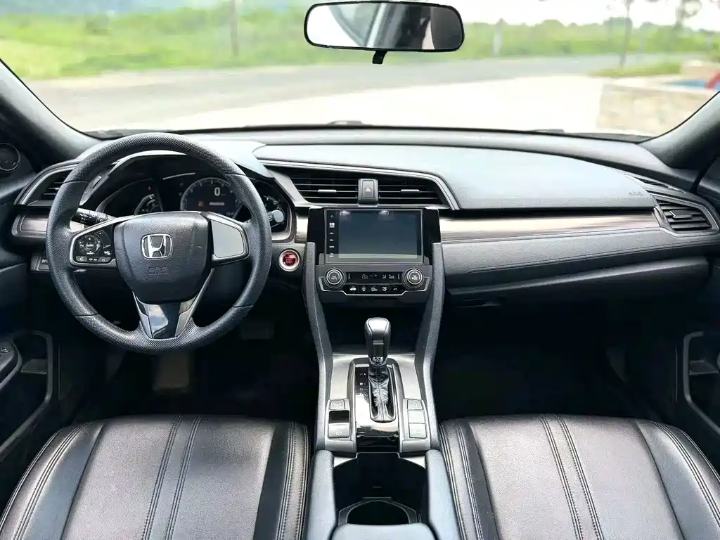 Honda Civic — фото 5