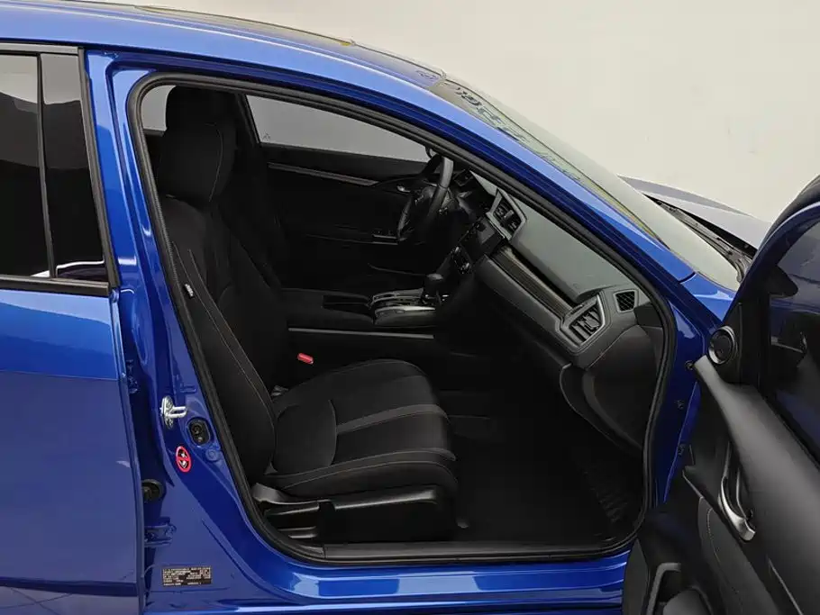Honda Civic — фото 8