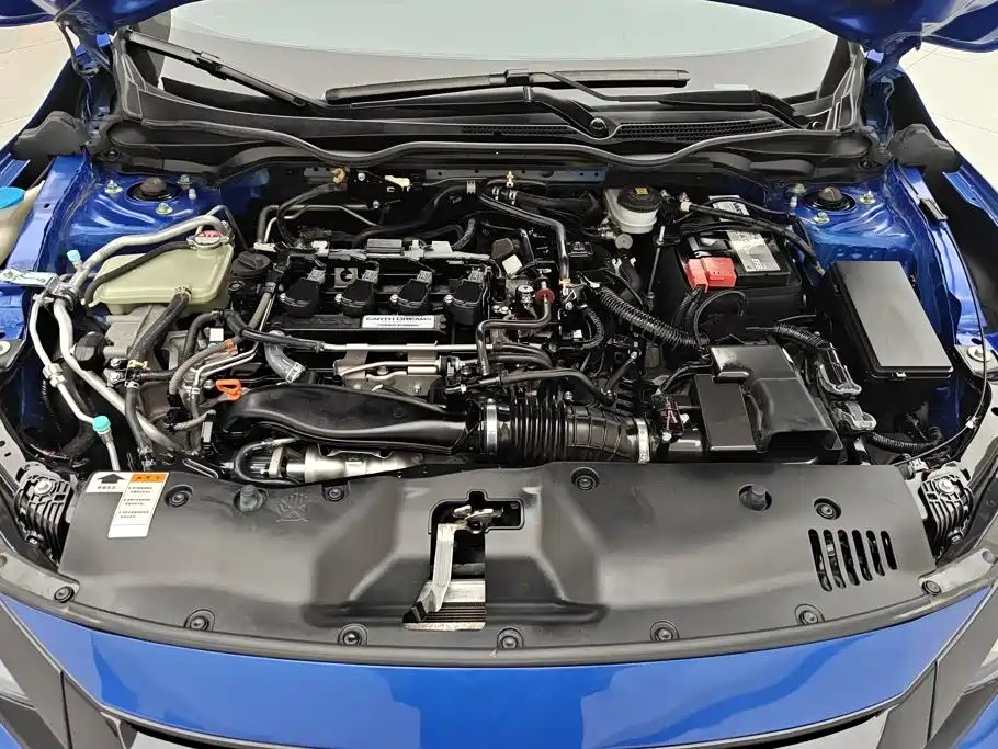Honda Civic — фото 10