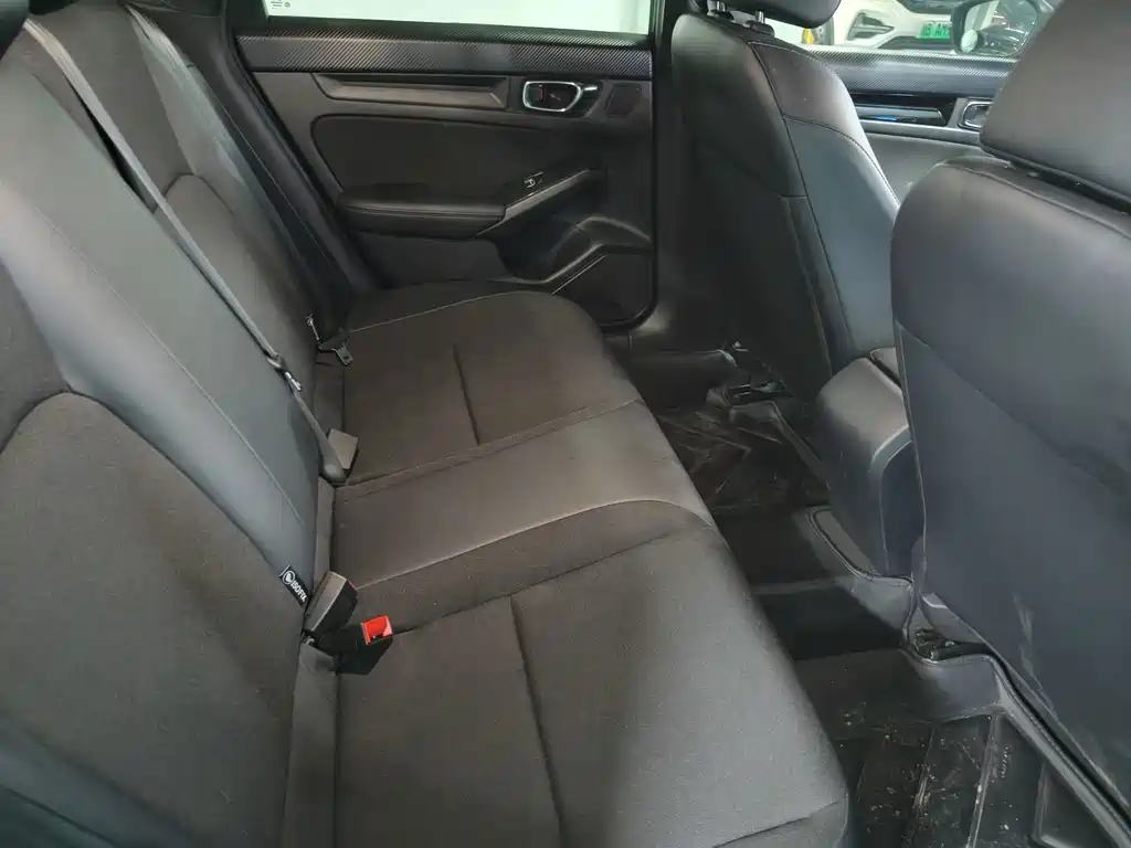 Honda Civic — фото 11