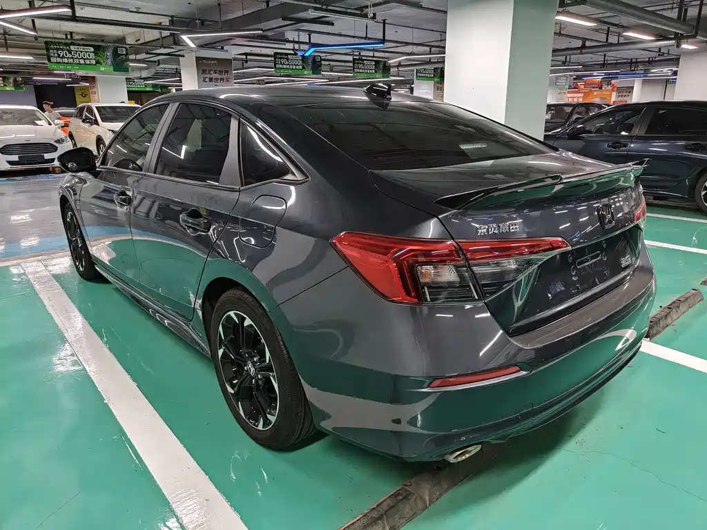 Honda Civic — фото 15