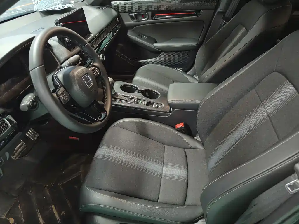 Honda Civic — фото 4