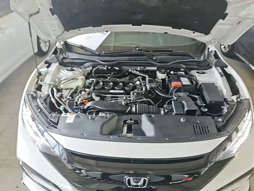 Honda Civic — фото 20