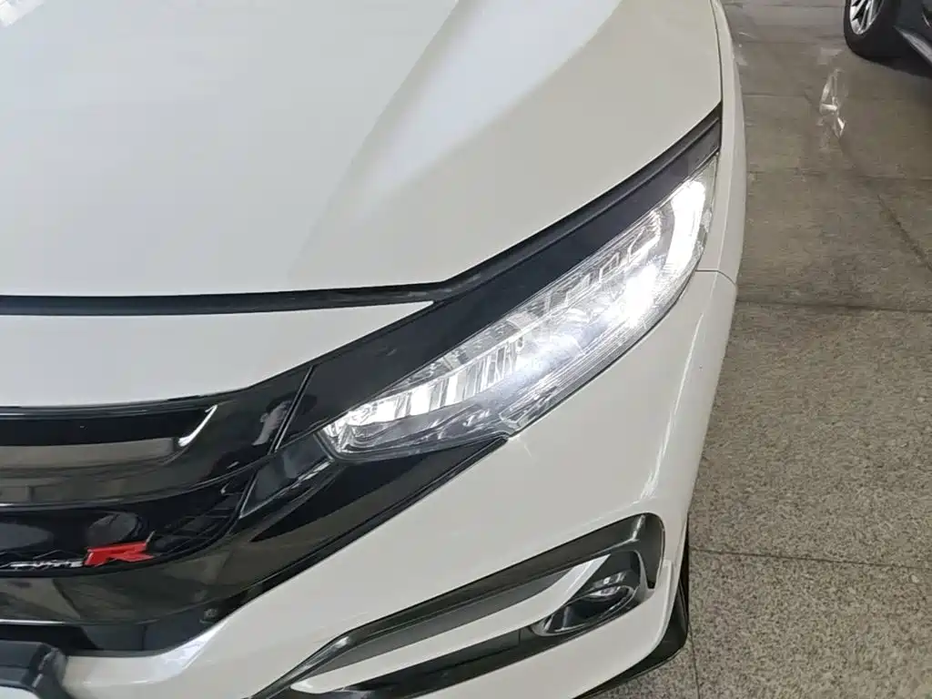 Honda Civic — фото 24